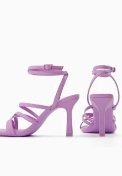 BERSHKA High-Heel With Ankle Strap- Sandalen - Purple -Havaianas Verkoopwinkel 01d4a3a0a79e4335abdca9dd39cca7bb
