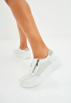 Sneakers Laag - White 14 Sneakers Laag - White -Havaianas Verkoopwinkel 07852aaf07554fdd9c63c86042969acc