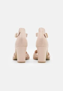 Pavement Gillian- Sandalen - Offwhite 9 Pavement Gillian- Sandalen - Offwhite -Havaianas Verkoopwinkel 1627f39440f94eedabf28e0ed0ae29f9