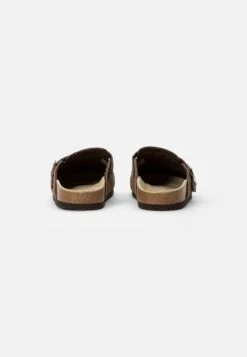 Pier One Leather Unisex - Pantoffels - Brown -Havaianas Verkoopwinkel 18a09b6c3e71439784e427988b058842