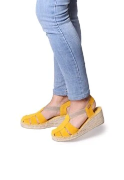 Toni Pons Trapa - Sandalen Met Sleehak - Groc