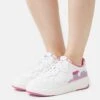Emporio Armani Sneakers Laag - White/Pink