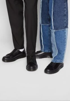 Dr. Martens Dante - Sportieve Veterschoenen - Black