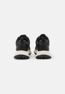 Clarks Atltrekfreewp - Sneakers Laag - Black -Havaianas Verkoopwinkel 33a747aef0ab4a9da663e9925063a798
