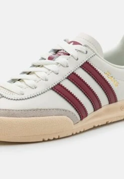 Adidas Originals Jeans Unisex - Sneakers Laag - Chalk White/Sand Strata/Collegiate Burgundy 11 Adidas Originals Jeans Unisex - Sneakers Laag - Chalk White/Sand Strata/Collegiate Burgundy -Havaianas Verkoopwinkel 3dbbdc86b5764497b884138da2114929