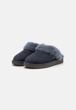 Ugg Classic - Muiltjes - Eve Blue 8 Ugg Classic - Muiltjes - Eve Blue -Havaianas Verkoopwinkel 457003a208f04ee488b46c45b41c057f