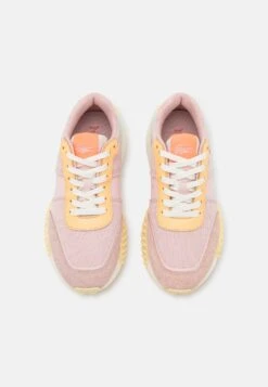Lacoste Spin Deluxe- Sneakers Laag - Light Pink/Light Yellow -Havaianas Verkoopwinkel 53892cb0f3254a2cb6e5854d27d1db53