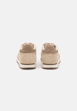 Woden Ydun - Sneakers Laag - Coffee Cream -Havaianas Verkoopwinkel 576a2f073e064eda96f025ac34de7e5b