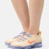 Nike Sportswear Air Vapormax 2023 - Sneakers Laag - Pale Vanilla/Sea Coral/Sail/Sesame/Oatmeal