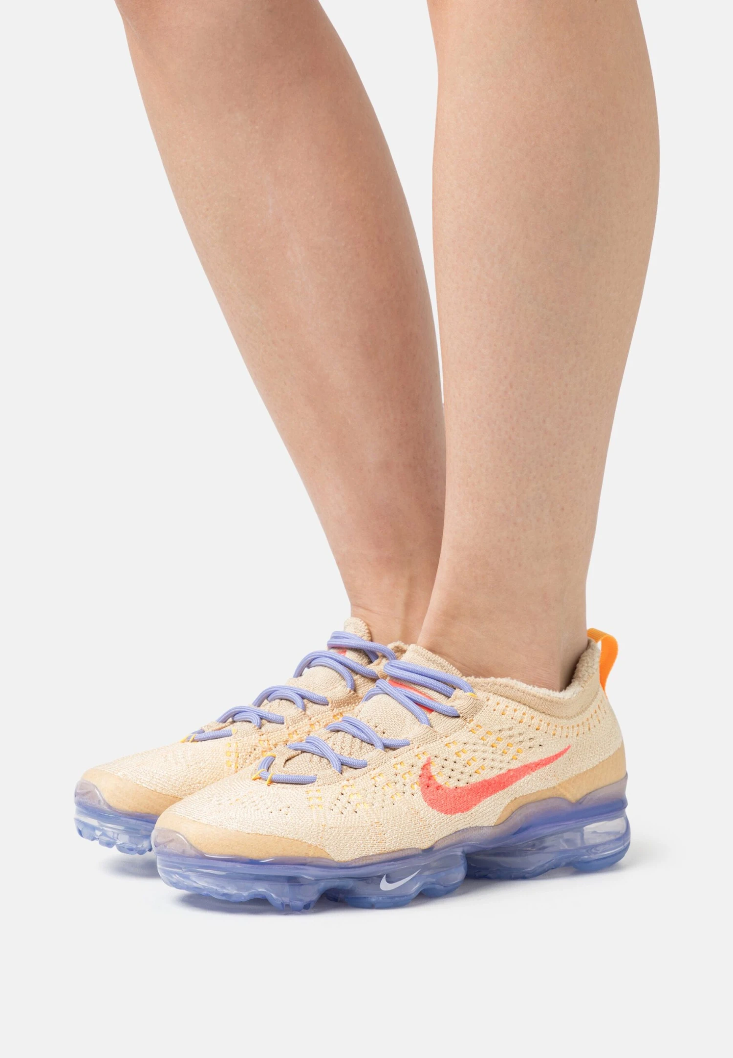 Nike Sportswear Air Vapormax 2023 - Sneakers Laag - Pale Vanilla/Sea Coral/Sail/Sesame/Oatmeal 1 Nike Sportswear Air Vapormax 2023 - Sneakers Laag - Pale Vanilla/Sea Coral/Sail/Sesame/Oatmeal