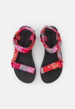 ARIZONA LOVE Trekky Quilt - Sandalen - Red -Havaianas Verkoopwinkel 5bb1c53d22f44c7bbc46e7568693fc4f
