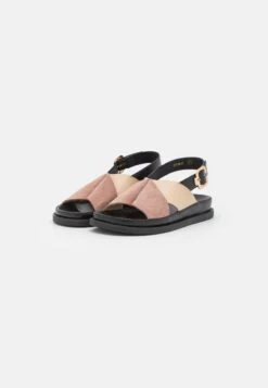 Copenhagen Shoes Stronger - Sandalen - Black -Havaianas Verkoopwinkel 5d2df770ab904b85903ddb9b554eaf0f