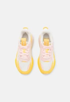 Puma Beach Days- Sneakers Laag - Warm White/Frosty Pink 11 Puma Beach Days- Sneakers Laag - Warm White/Frosty Pink -Havaianas Verkoopwinkel 5df2cefafca649d4a686978d53a13a52