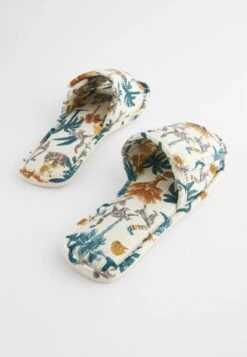 Next Standard - Pantoffels - Cream Lemur 7 Next Standard - Pantoffels - Cream Lemur -Havaianas Verkoopwinkel 67bb6d03a3f9444abe46c81c0e17de77