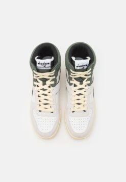 Diadora Magic Basket Mid Unisex - Sneakers Hoog - White/Dark Forest 9 Diadora Magic Basket Mid Unisex - Sneakers Hoog - White/Dark Forest -Havaianas Verkoopwinkel 6dc5b39fccc248ccbc34ab79beca67dc