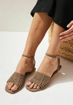 Next Forever Comfort Plait Standard - Sandalen - Taupe/Brown