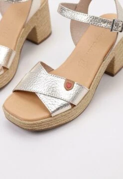 Letitta - Sandalen Met Plateauzool - Gold -Havaianas Verkoopwinkel 9b3a9a69861946f7ab336f96baffd8be