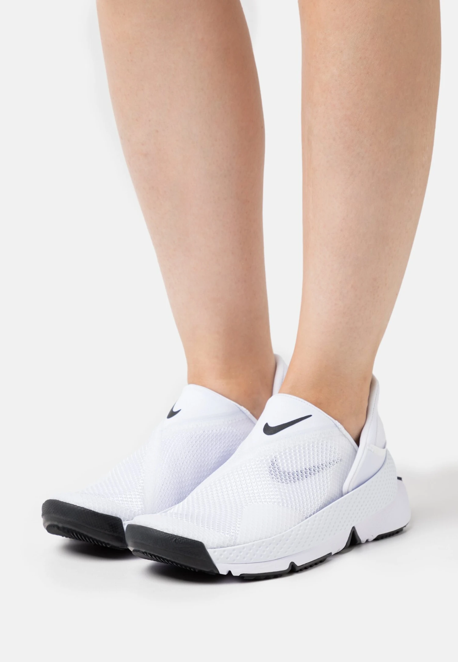 Nike Sportswear Go Flyease - Sneakers Laag - White/Black 1 Nike Sportswear Go Flyease - Sneakers Laag - White/Black