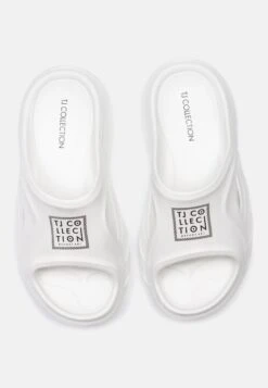 Slip-On - Badslippers - White -Havaianas Verkoopwinkel b2840384eaa84cf2bb345a4d9d02bd85
