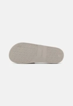 Calvin Klein Pool Slide - Badslippers - Silver Grey/Black -Havaianas Verkoopwinkel b28678c8cebb40a0bef5317b54a96036