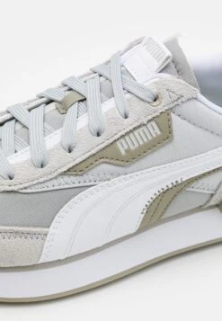 Puma Future Rider Displaced Unisex - Sneakers Laag - Birch Tree/White 11 Puma Future Rider Displaced Unisex - Sneakers Laag - Birch Tree/White -Havaianas Verkoopwinkel eab69a33e7154b9a9b21d668e858f40c