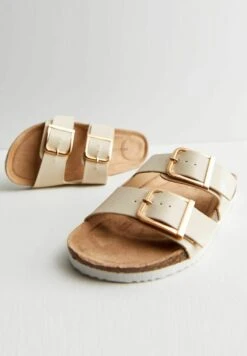 New Look Double Buckle Strap Footbed- Badslippers - Off White -Havaianas Verkoopwinkel ee46a7e706b2403a8cb41c54b96c8268
