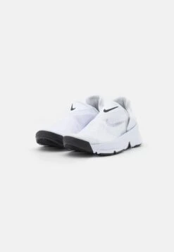 Nike Sportswear Go Flyease - Sneakers Laag - White/Black 8 Nike Sportswear Go Flyease - Sneakers Laag - White/Black -Havaianas Verkoopwinkel f11653dd3e6341cf8c6ecb7fe57e40a3